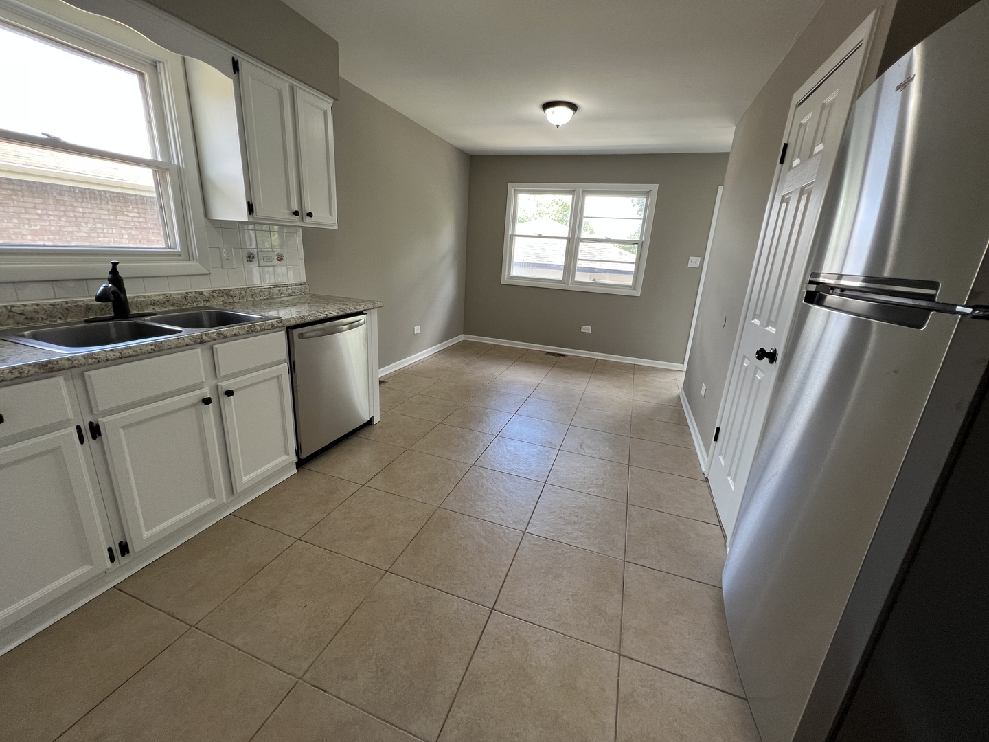 18005 Ravisloe Terrace Country Club Hills, IL 60478 - Photo 8 of 21