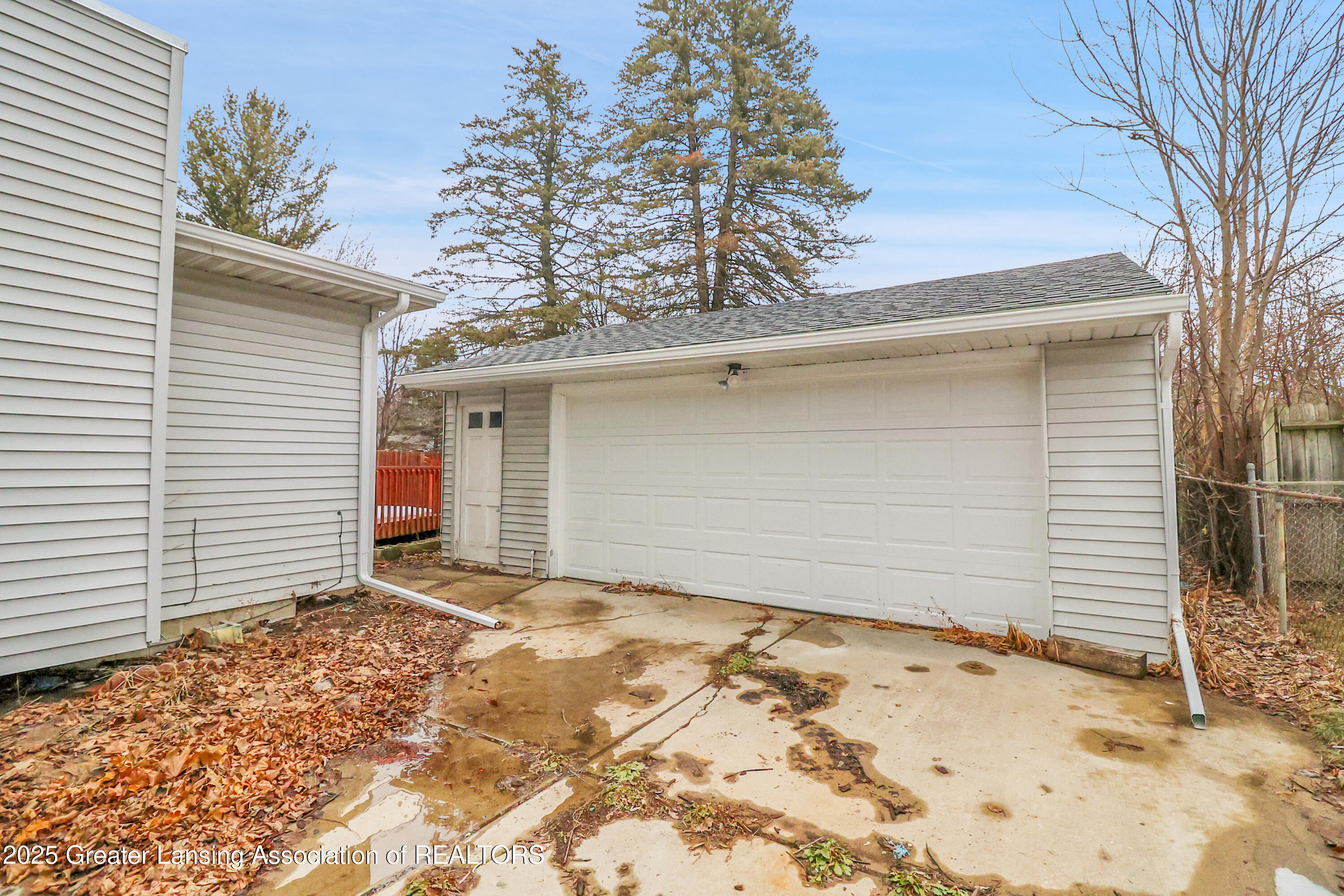 3217 Lawdor Road Lansing, MI 48911 - Photo 24 of 37 IMG_1742