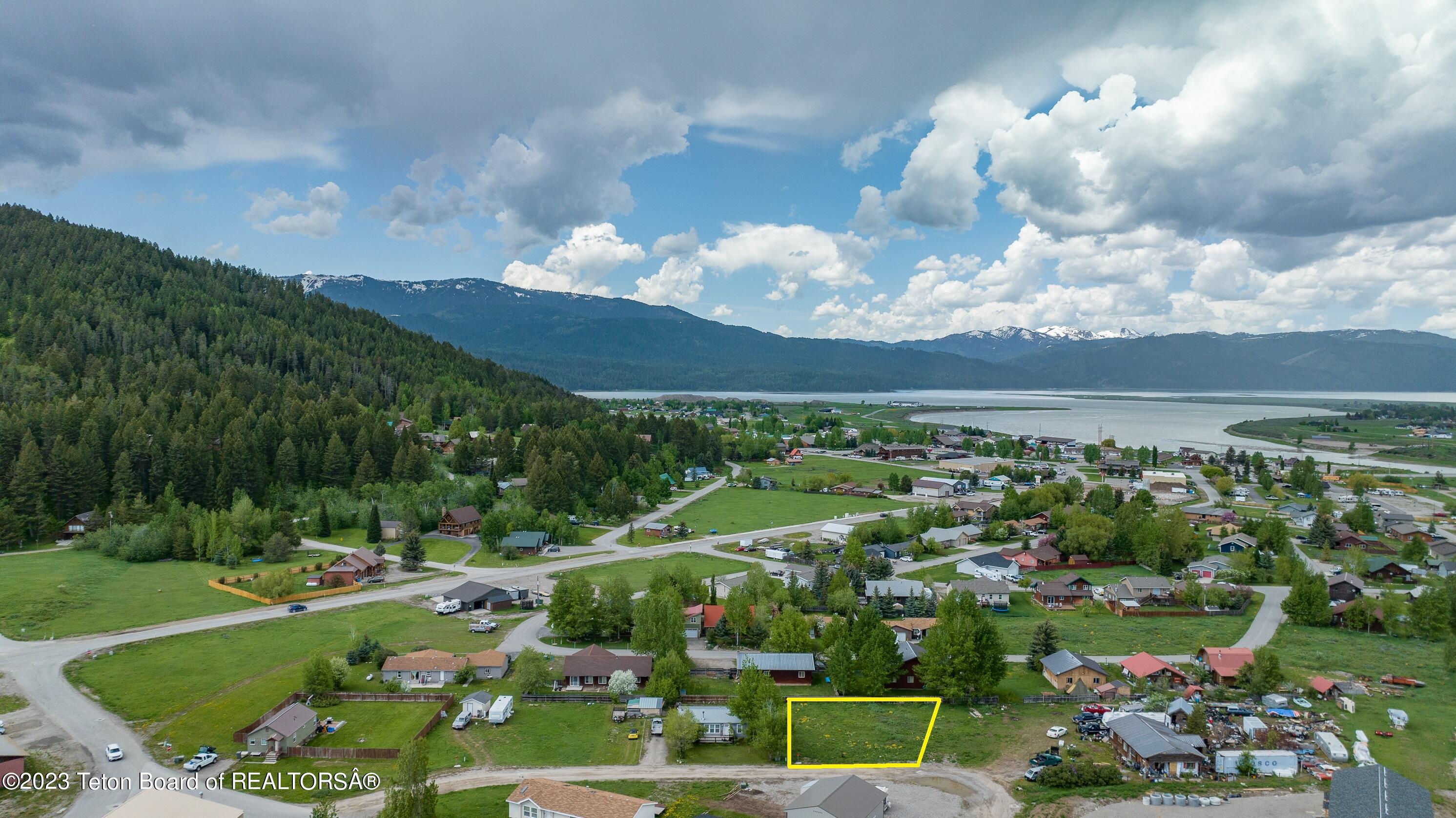 271 West Loop Road Alpine, WY 83128 - Photo 1 of 1 271 W Loop