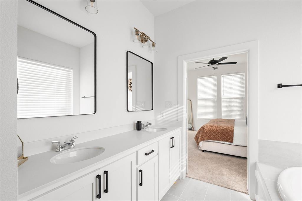 817 Isabel Street Celina, TX 75009 - Photo 13 of 39