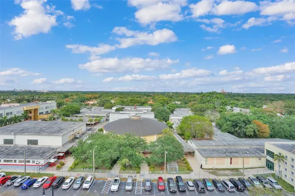 $5,400 | 301 Altara Avenue, Unit 819, Coral Gables, FL 33146