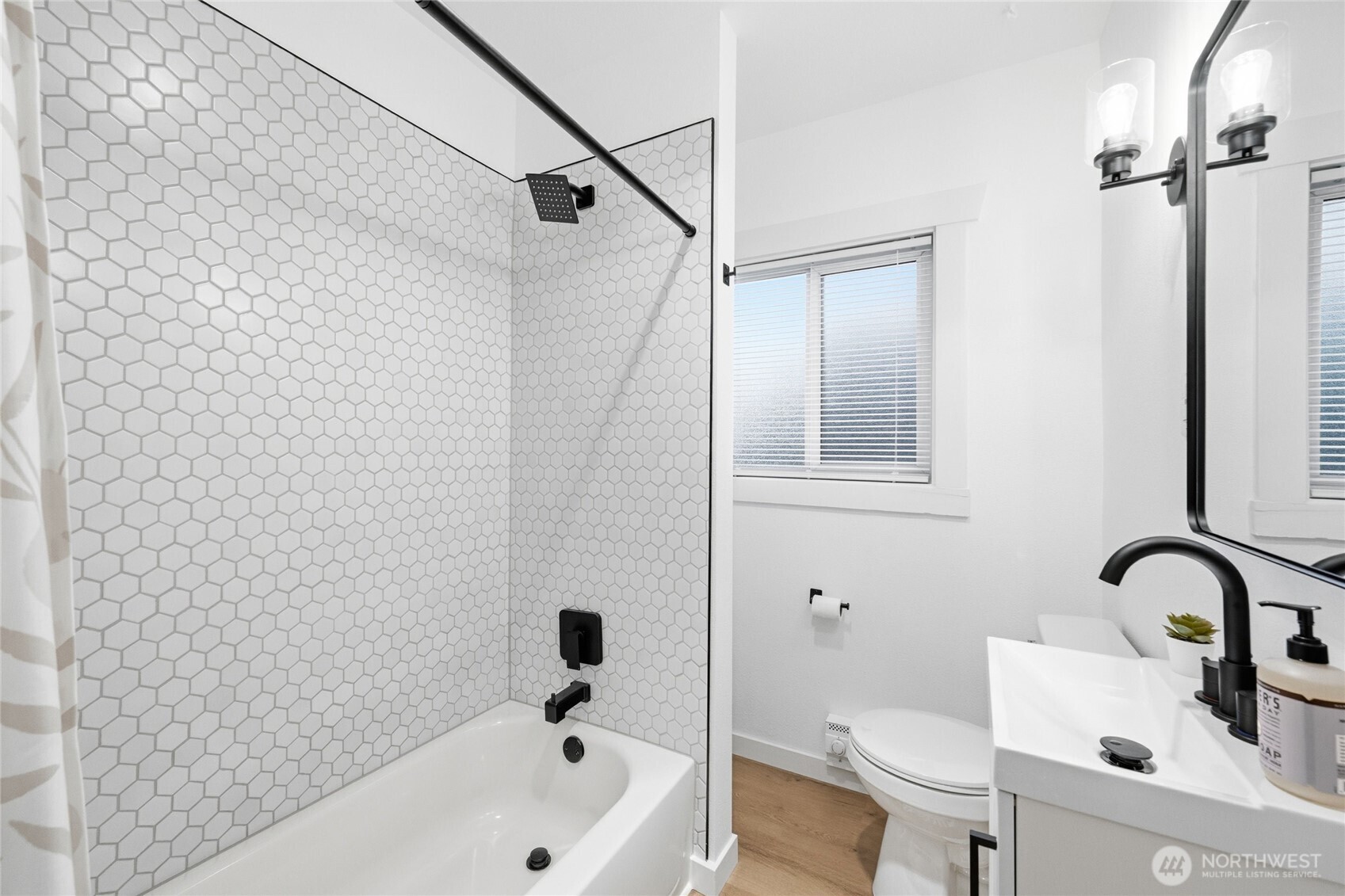 2313 Moore Street Bellingham, WA 98229 - Photo 19 of 33