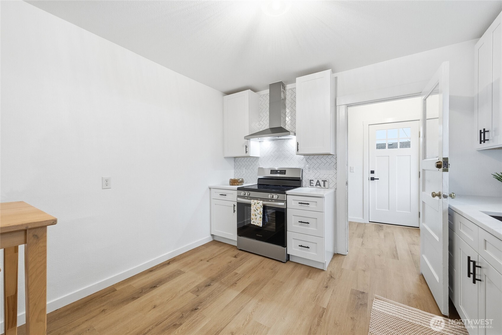 2313 Moore Street Bellingham, WA 98229 - Photo 4 of 33