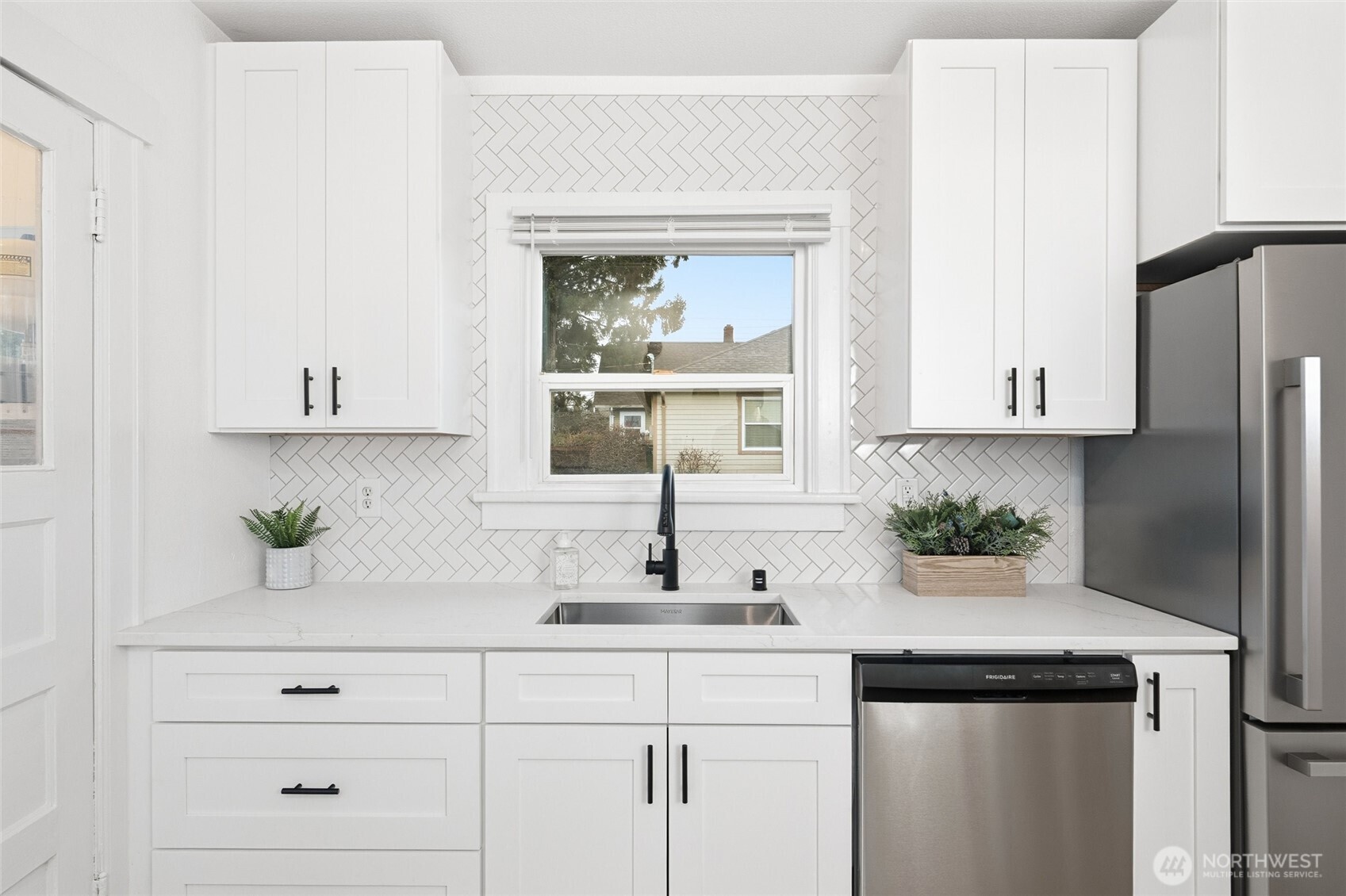 2313 Moore Street Bellingham, WA 98229 - Photo 5 of 33