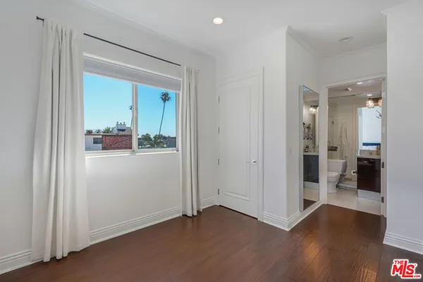 $1,199,000 | 1316 Amherst Avenue, Unit 402, Los Angeles, CA 90025