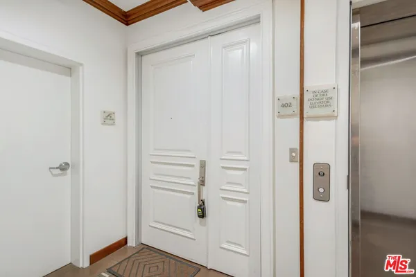 $1,199,000 | 1316 Amherst Avenue, Unit 402, Los Angeles, CA 90025