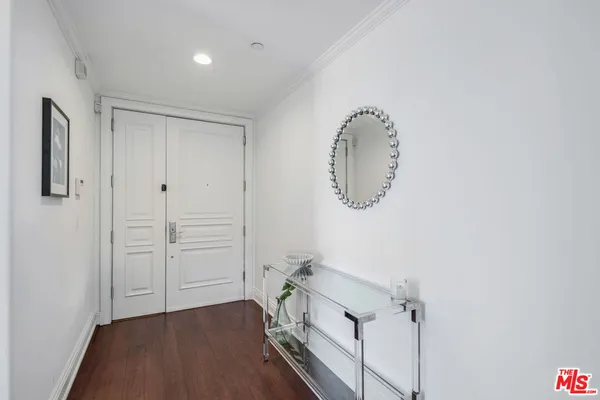 $1,199,000 | 1316 Amherst Avenue, Unit 402, Los Angeles, CA 90025