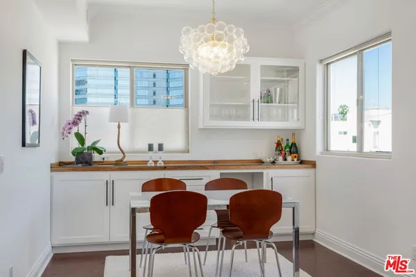 $1,199,000 | 1316 Amherst Avenue, Unit 402, Los Angeles, CA 90025