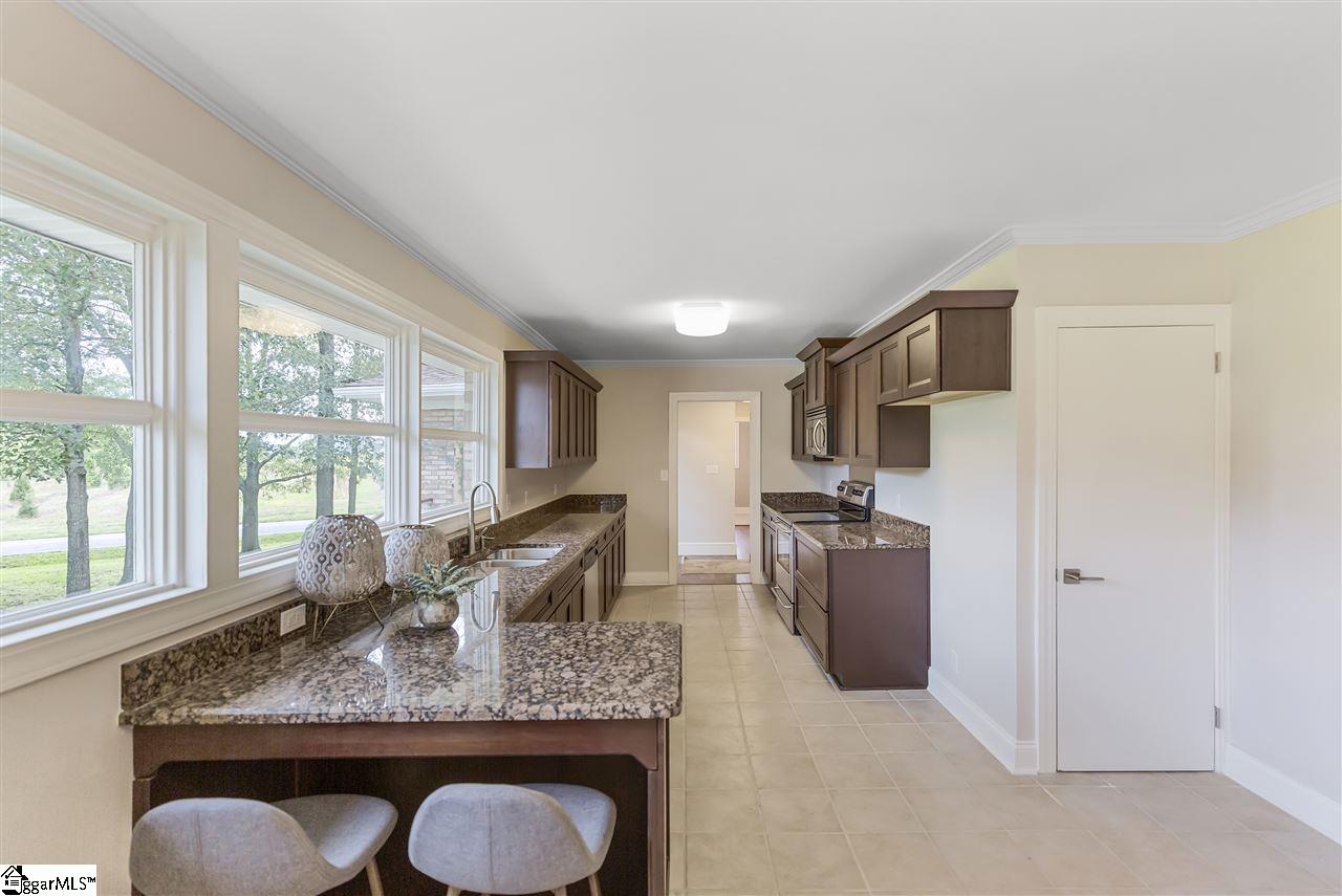 1196 Berry Shoals Road Greer, SC 29651 - Photo 10 of 29