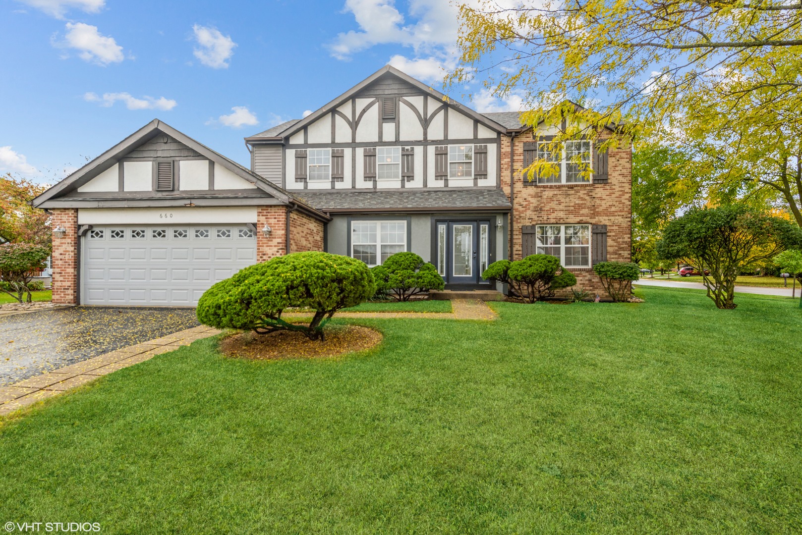 660 Tartans Drive, West Dundee, IL 60118 Compass