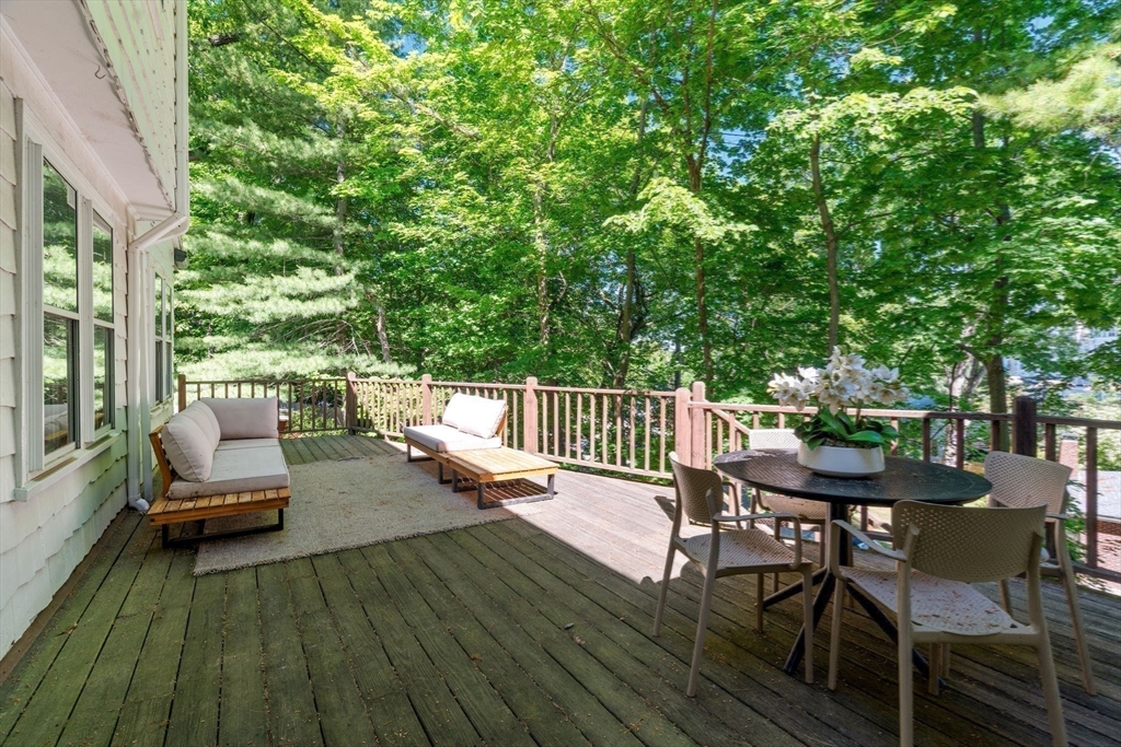 215 Dorset Road Newton, MA 02468 - Photo 20 of 41