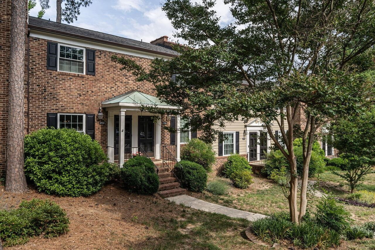 3722 Jamestown Circle Raleigh, NC 27609 - Photo 3 of 21 Photo 3