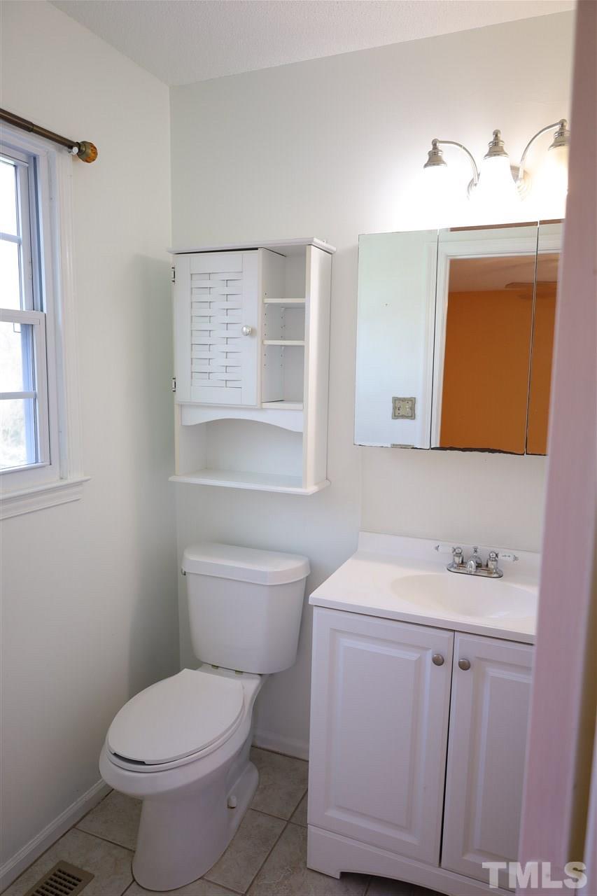 4101 Iverson Street Raleigh, NC 27604 - Photo 17 of 18