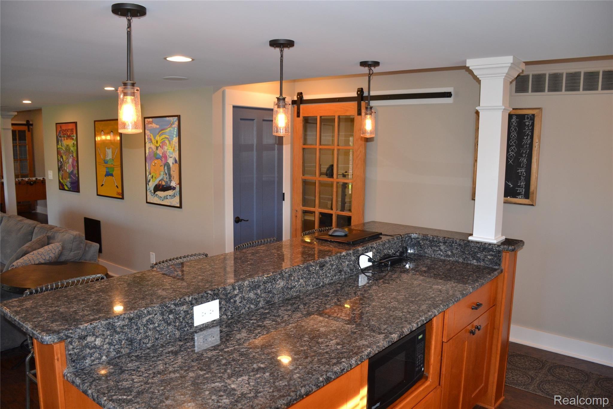 2373 Andover Boulevard Rochester, MI 48306 - Photo 36 of 52 DSC_1161.JPG