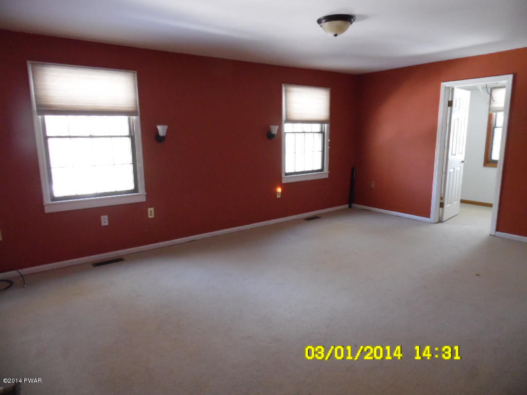 122 Chippy Cole Road Milford, PA 18337 - Photo 10 of 40 Gallery Image 10