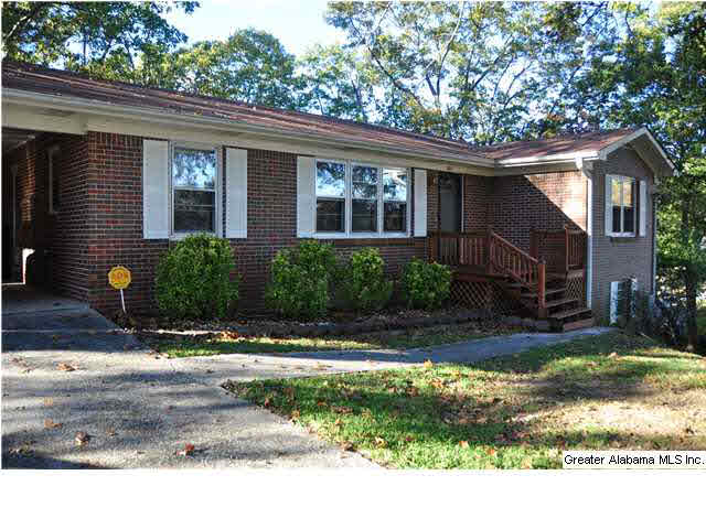 801 Navajo Trail Alabaster, AL 35007 - Photo 2 of 21