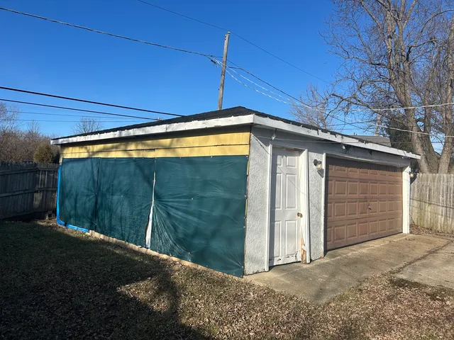 a view of a small backyard
