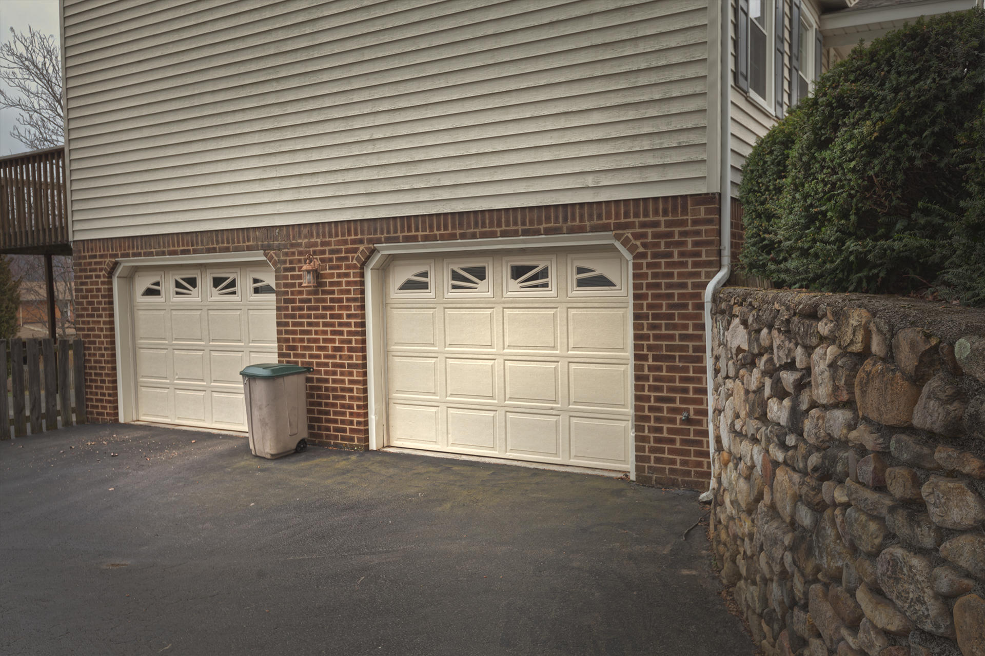 401 Stayman Road Roanoke, VA 24019 - Photo 24 of 31 Garage Entry
