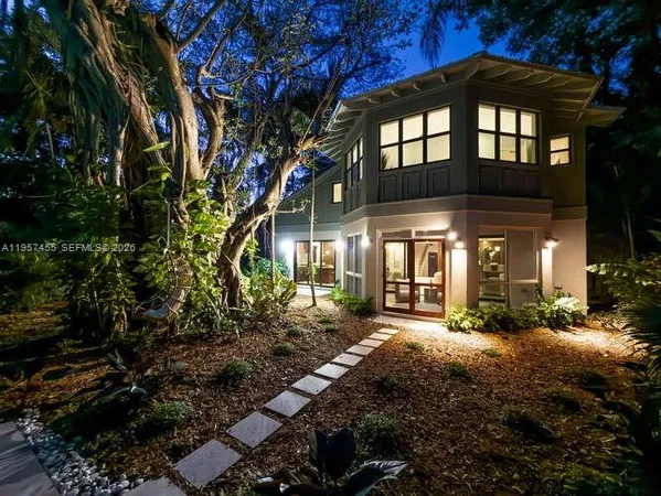 $23,000 | 2330 Overbrook Street, Coconut Grove, FL 33133