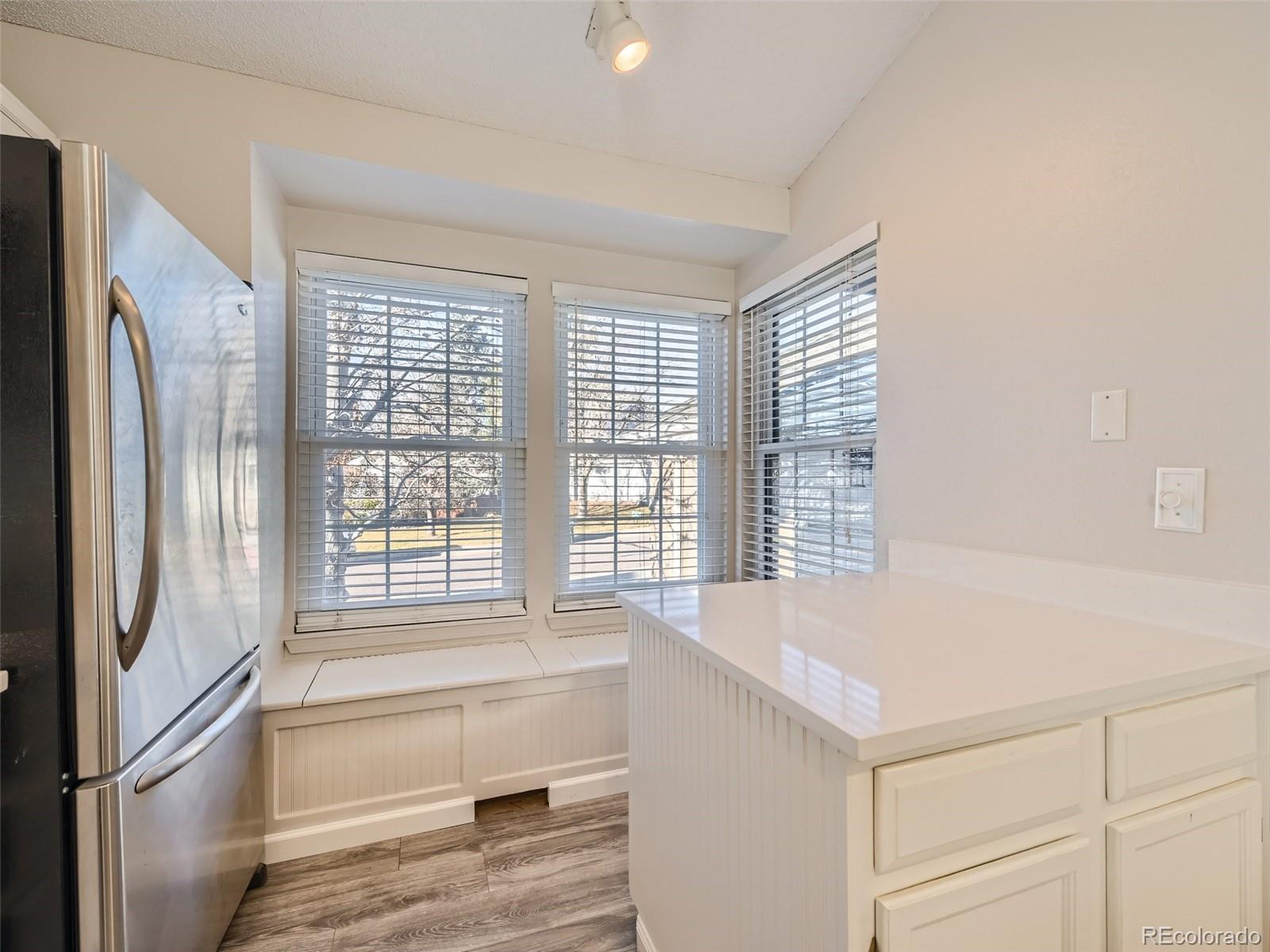 9514 Devonshire Place Highlands Ranch, CO 80126 - Photo 9 of 26 Gallery Image 9