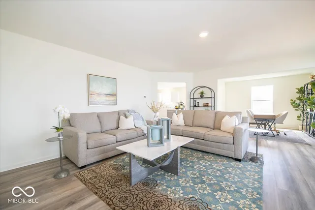 $320,790 | 2805 Brahms Way, Indianapolis, IN 46239