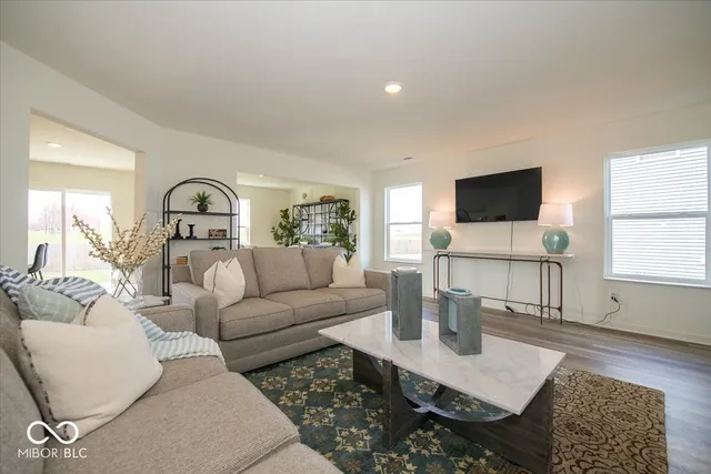 $320,790 | 2805 Brahms Way, Indianapolis, IN 46239