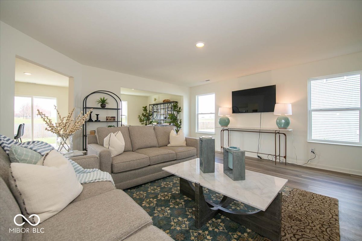 2805 Brahms Way Indianapolis, IN 46239 - Photo 4 of 31