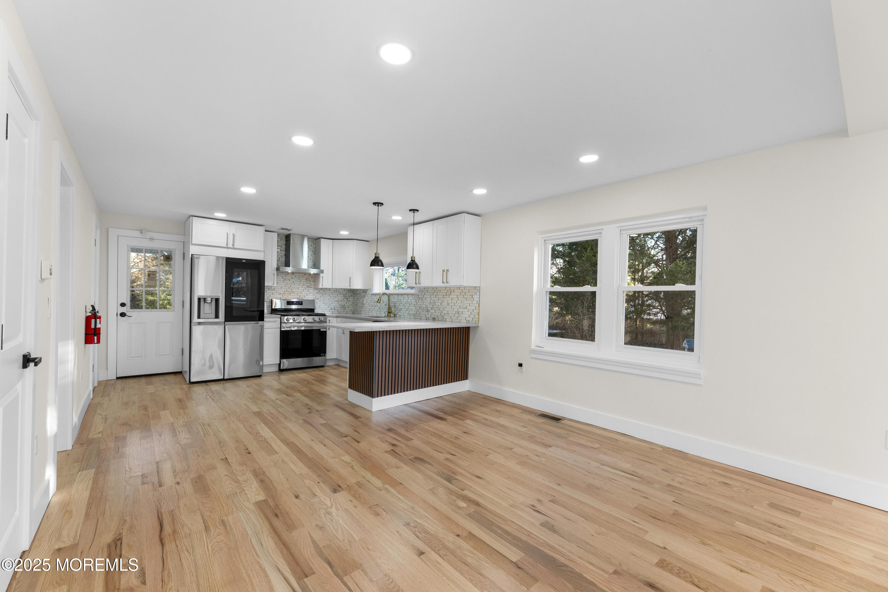 1042 Jarvis Road Sicklerville, NJ 08081 - Photo 5 of 35 1042JarvisRd-3