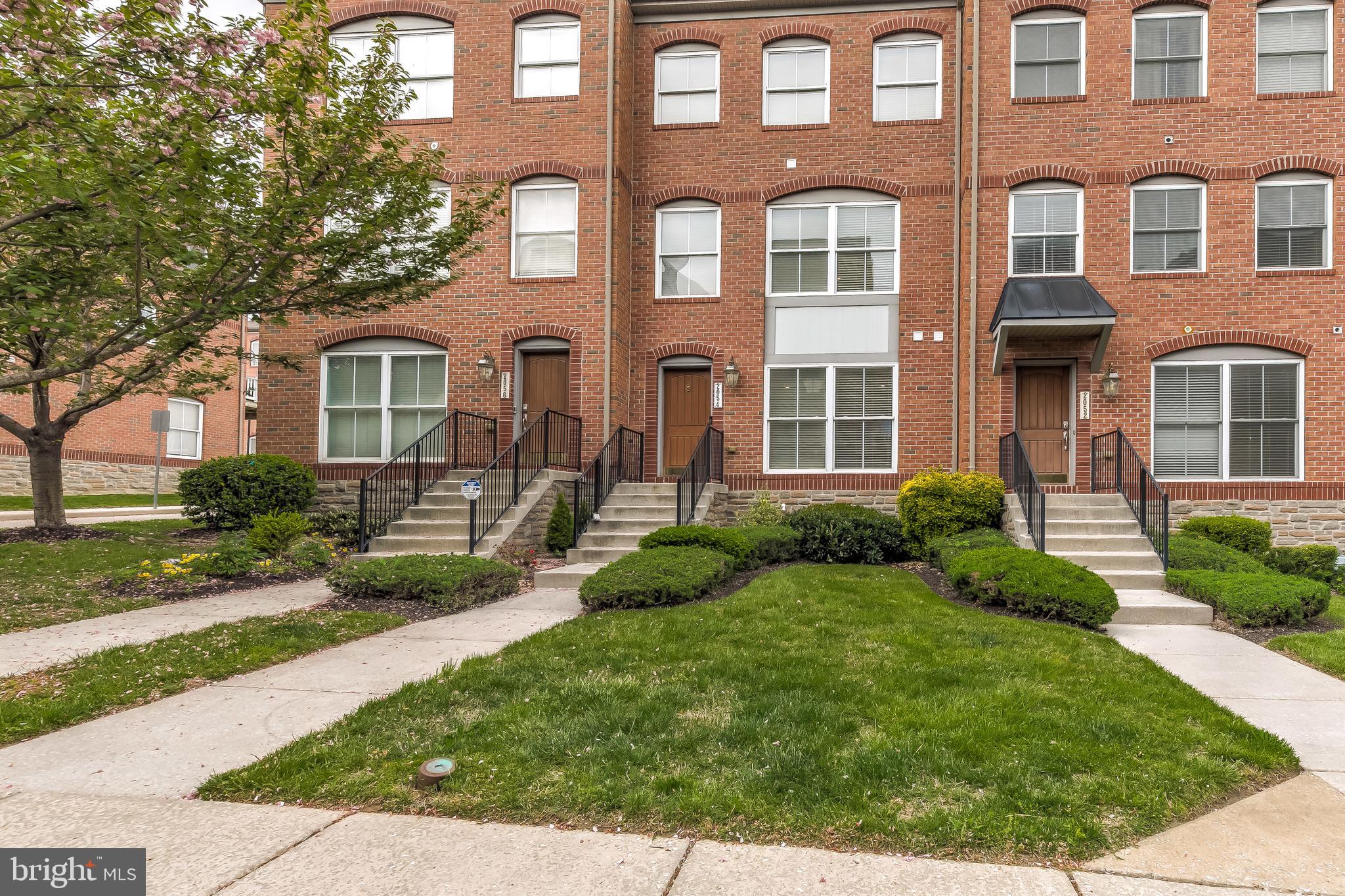 2054 Clipper Park Road Baltimore, MD 21211 - Photo 4 of 46
