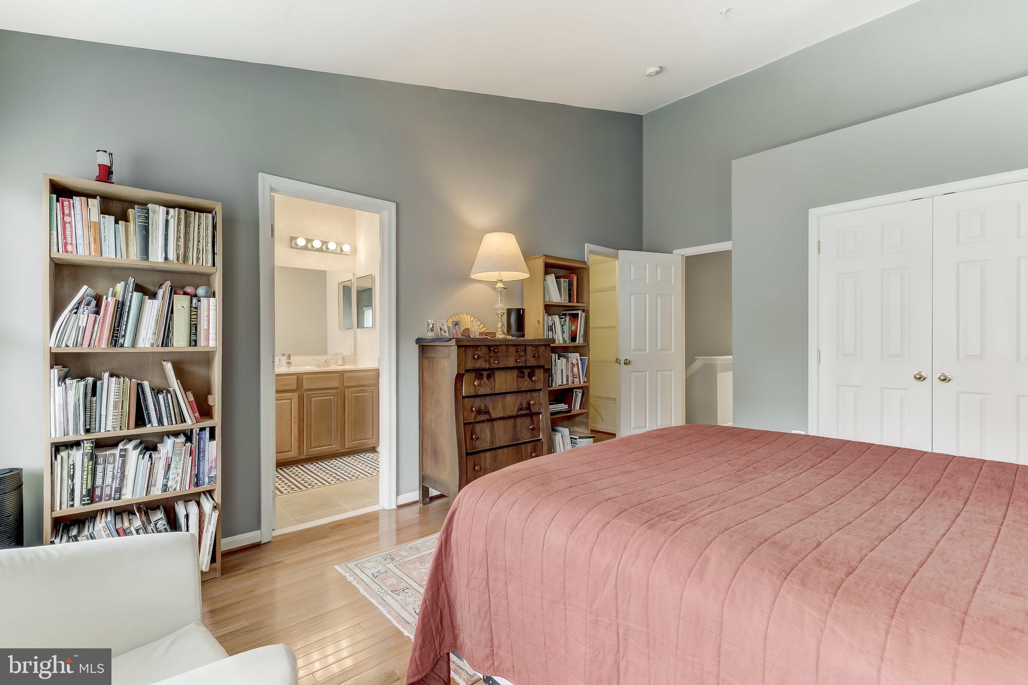 2054 Clipper Park Road Baltimore, MD 21211 - Photo 33 of 46