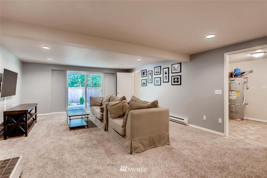 16806 Southeast 136th Street Renton, WA 98059 - Photo 17 of 25 Gallery Image 17