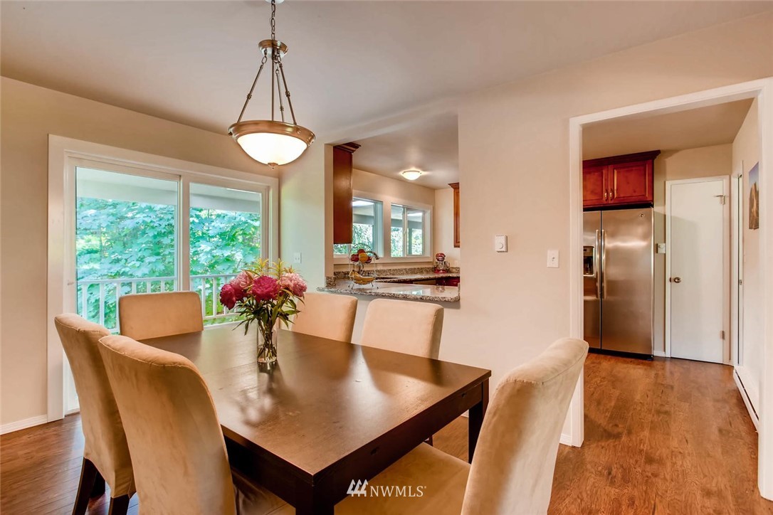 16806 Southeast 136th Street Renton, WA 98059 - Photo 6 of 25 Gallery Image 6
