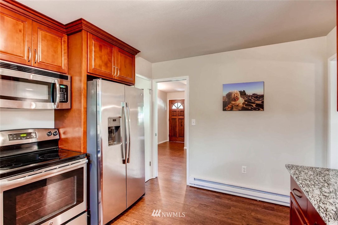 16806 Southeast 136th Street Renton, WA 98059 - Photo 10 of 25 Gallery Image 10