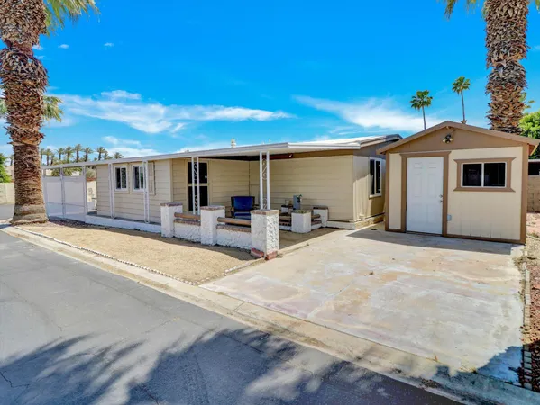 $118,900 | 51555 Monroe Street, Unit 75, Indio, CA 92201