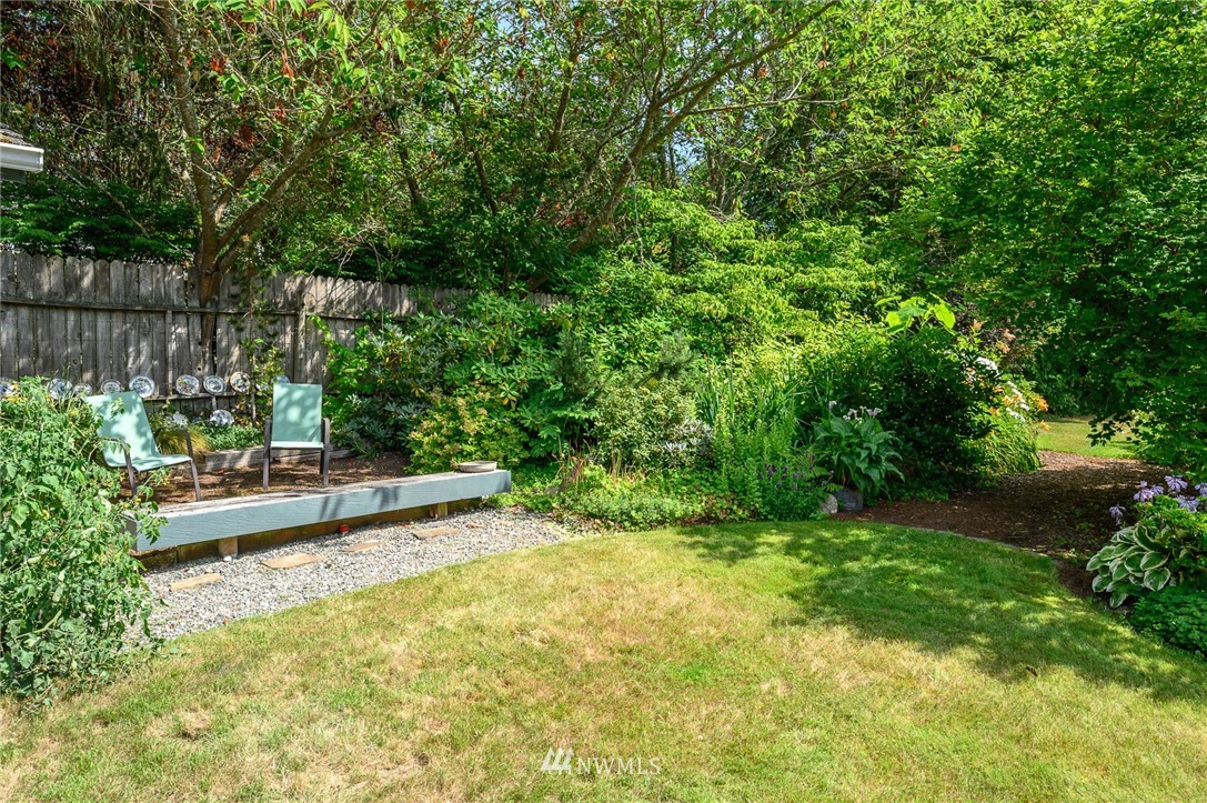 7329 Southwest Maury Park Road Vashon, WA 98070 - Photo 18 of 23 Gallery Image 18