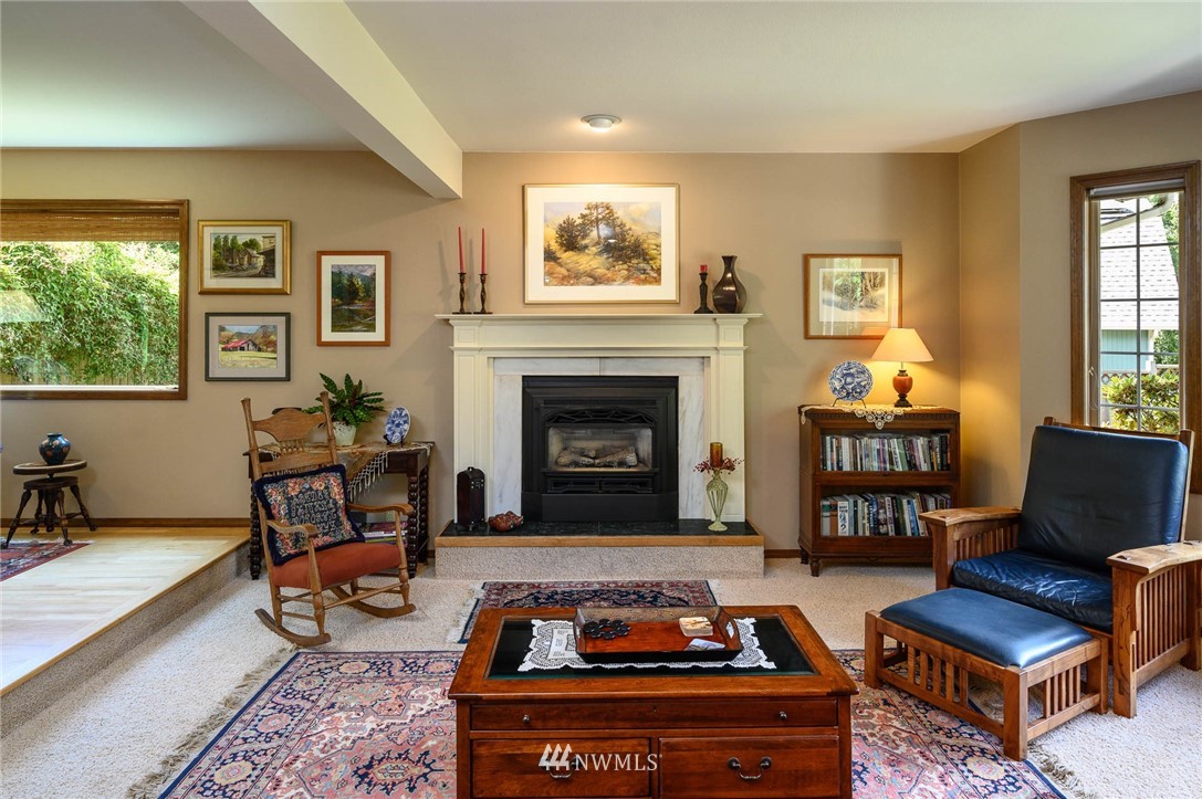 7329 Southwest Maury Park Road Vashon, WA 98070 - Photo 5 of 23 Gallery Image 5