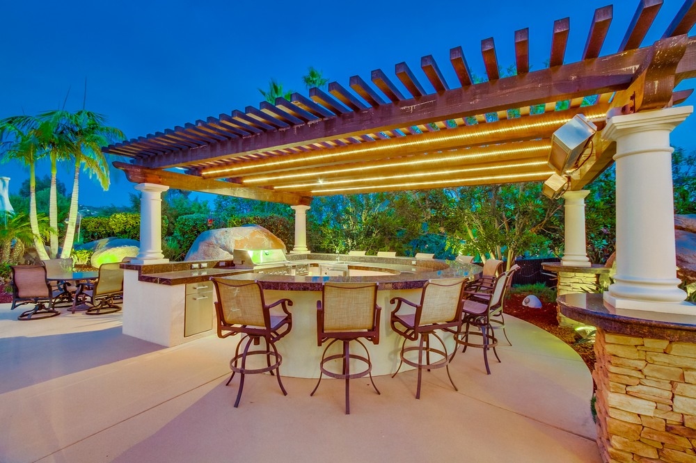 14002 Lake Poway Road Poway, CA 92064 - Photo 4 of 25