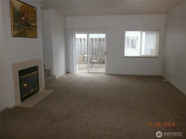 $1,890 | 6317 Barstow Lane Southeast, Unit 8, Lacey, WA 98513