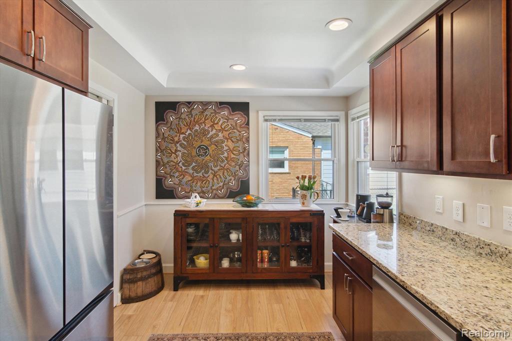 16976 Beverly Road Beverly Hills, MI 48025 - Photo 13 of 30