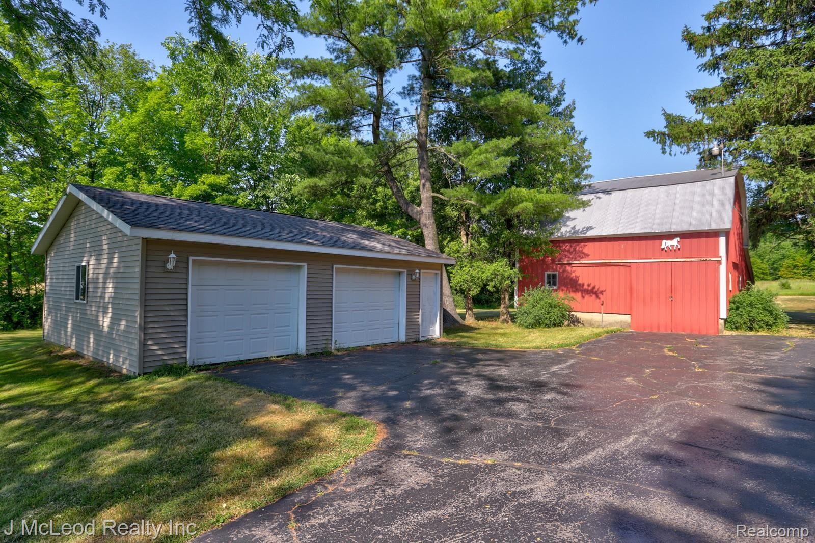 9649 State Road Millington, MI 48746 - Photo 33 of 40 9649 State Millington-33.jpg