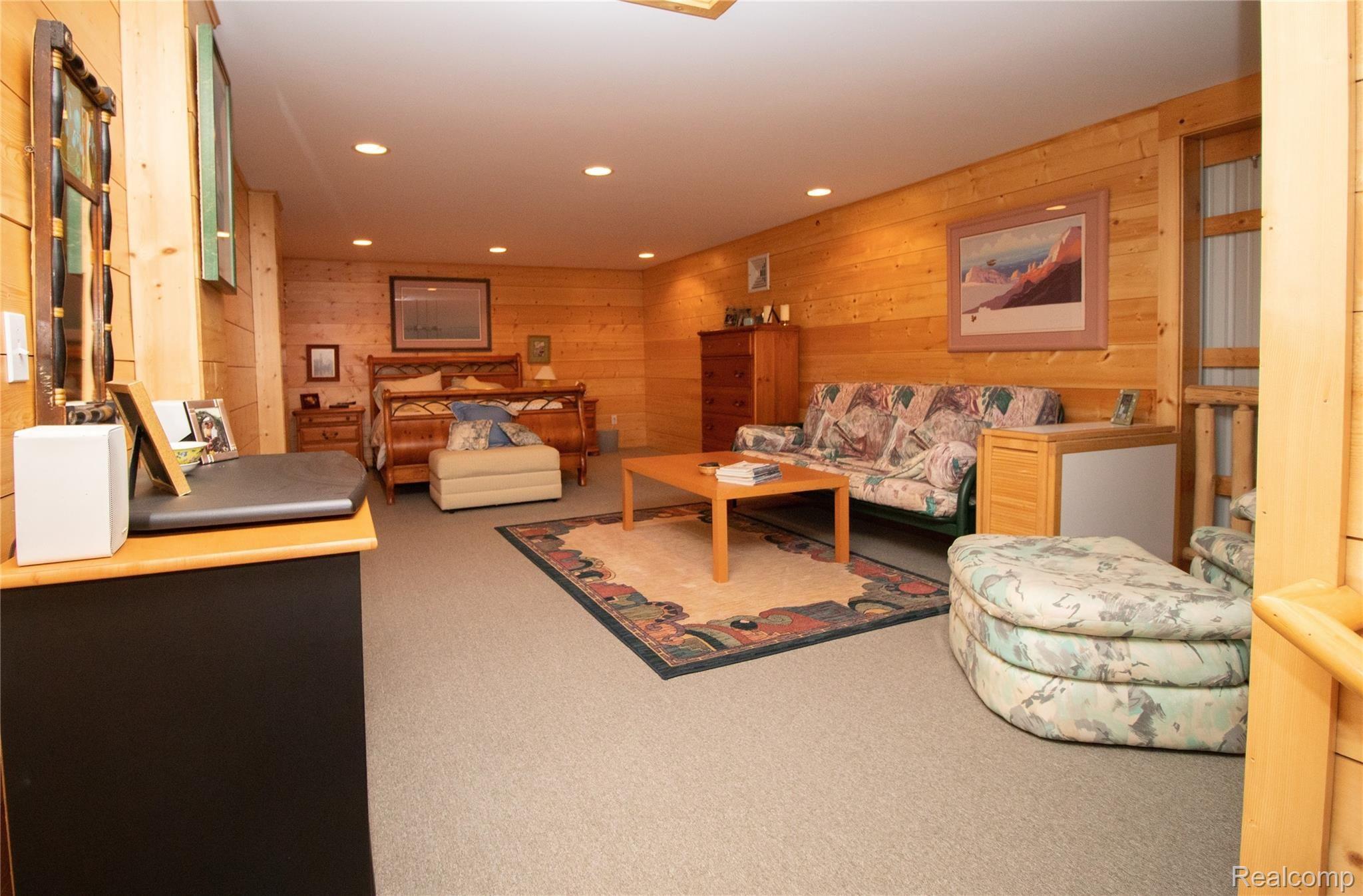 7488 Crofoot Road Fowlerville, MI 48836 - Photo 42 of 45 7488 crofoot - outbuilding 4.jpg
