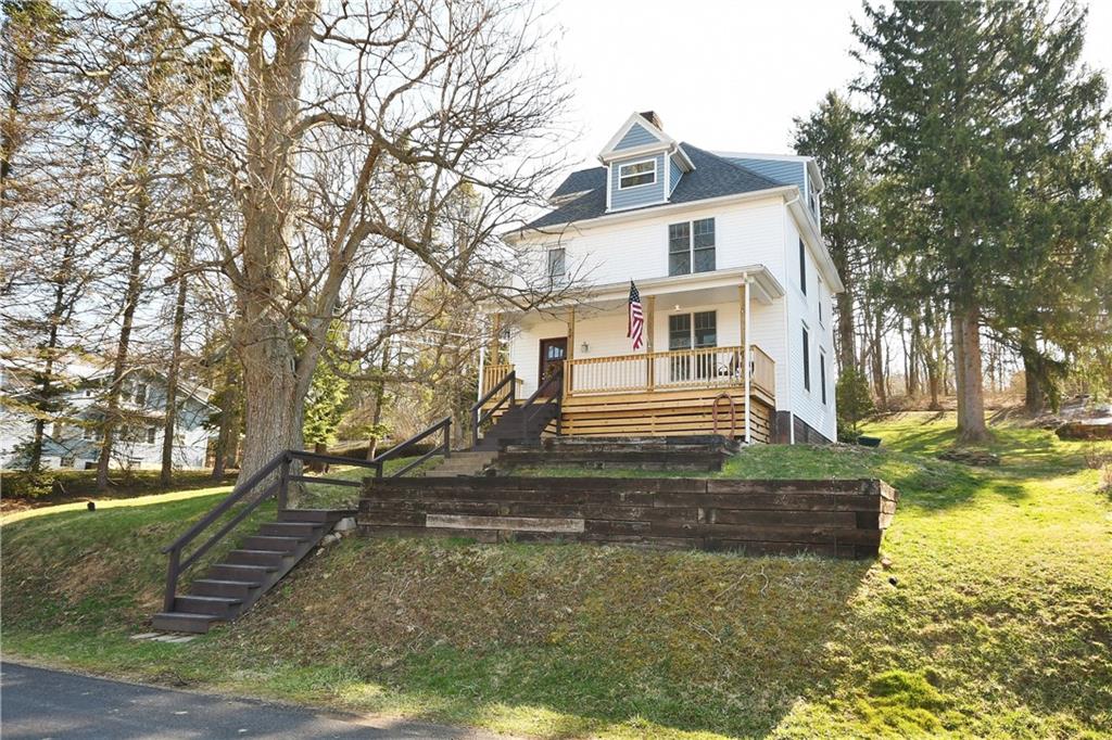 74 George Street Valencia, PA 16059 - Photo 1 of 25 Great curb appeal - Beautiful new porch