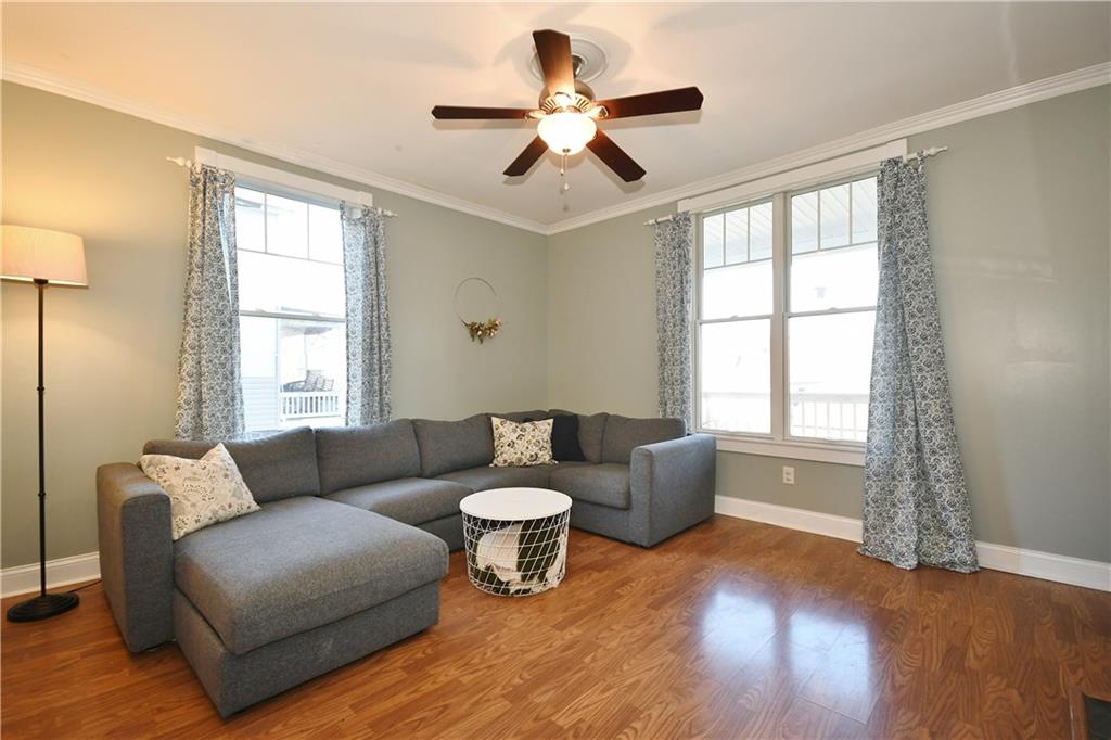 74 George Street Valencia, PA 16059 - Photo 3 of 25 Spacious, inviting living room
