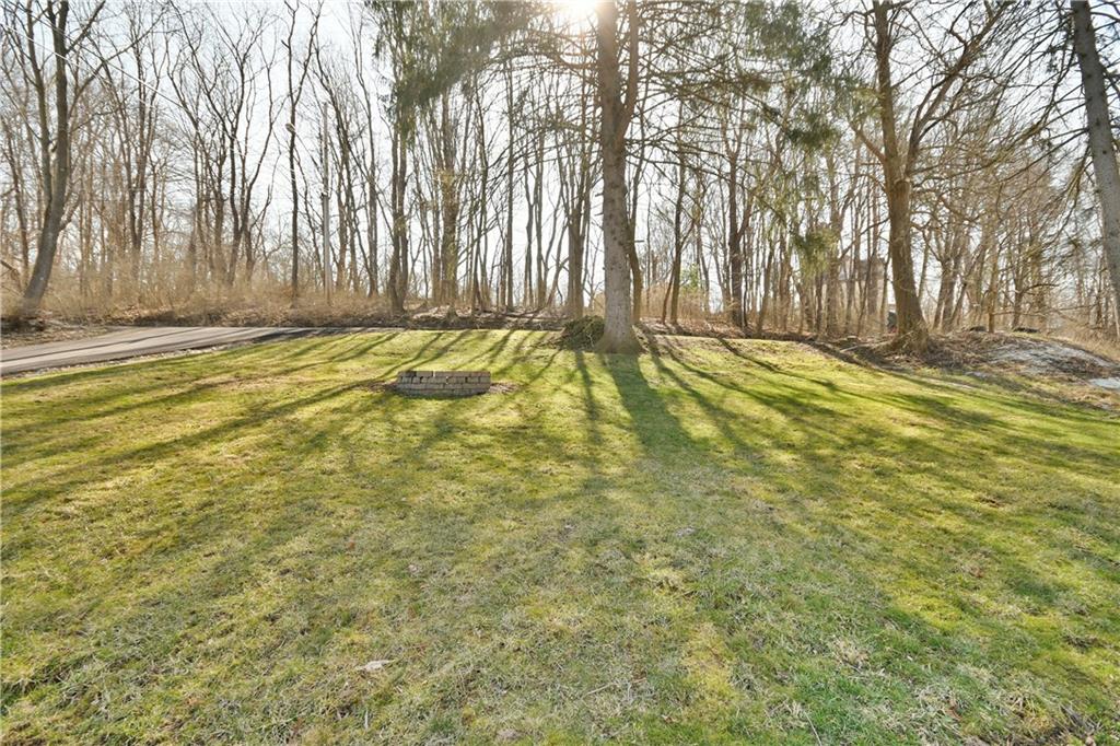 74 George Street Valencia, PA 16059 - Photo 25 of 25 Privacy anyone?