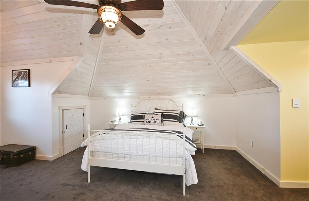 74 George Street Valencia, PA 16059 - Photo 10 of 25 Amazing Master retreat