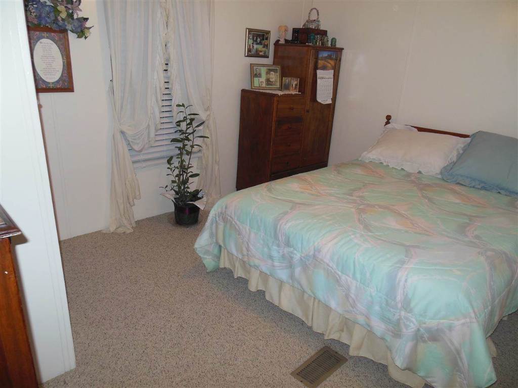 911 Warren Watt Road Iva, SC 29655 - Photo 16 of 22
