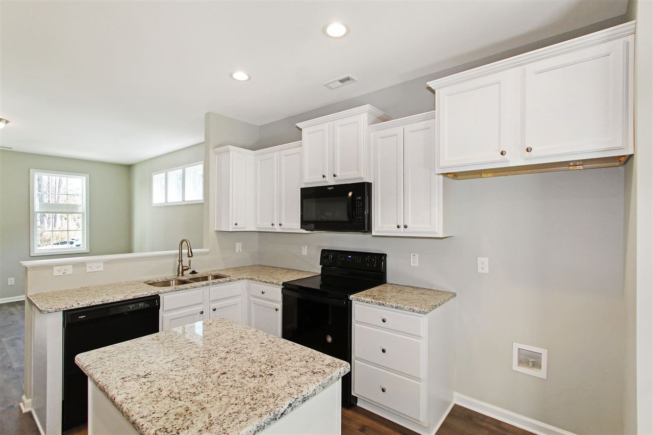 37 Yellow Jacket Ridge Clayton, NC 27520 - Photo 3 of 27 Kitchen