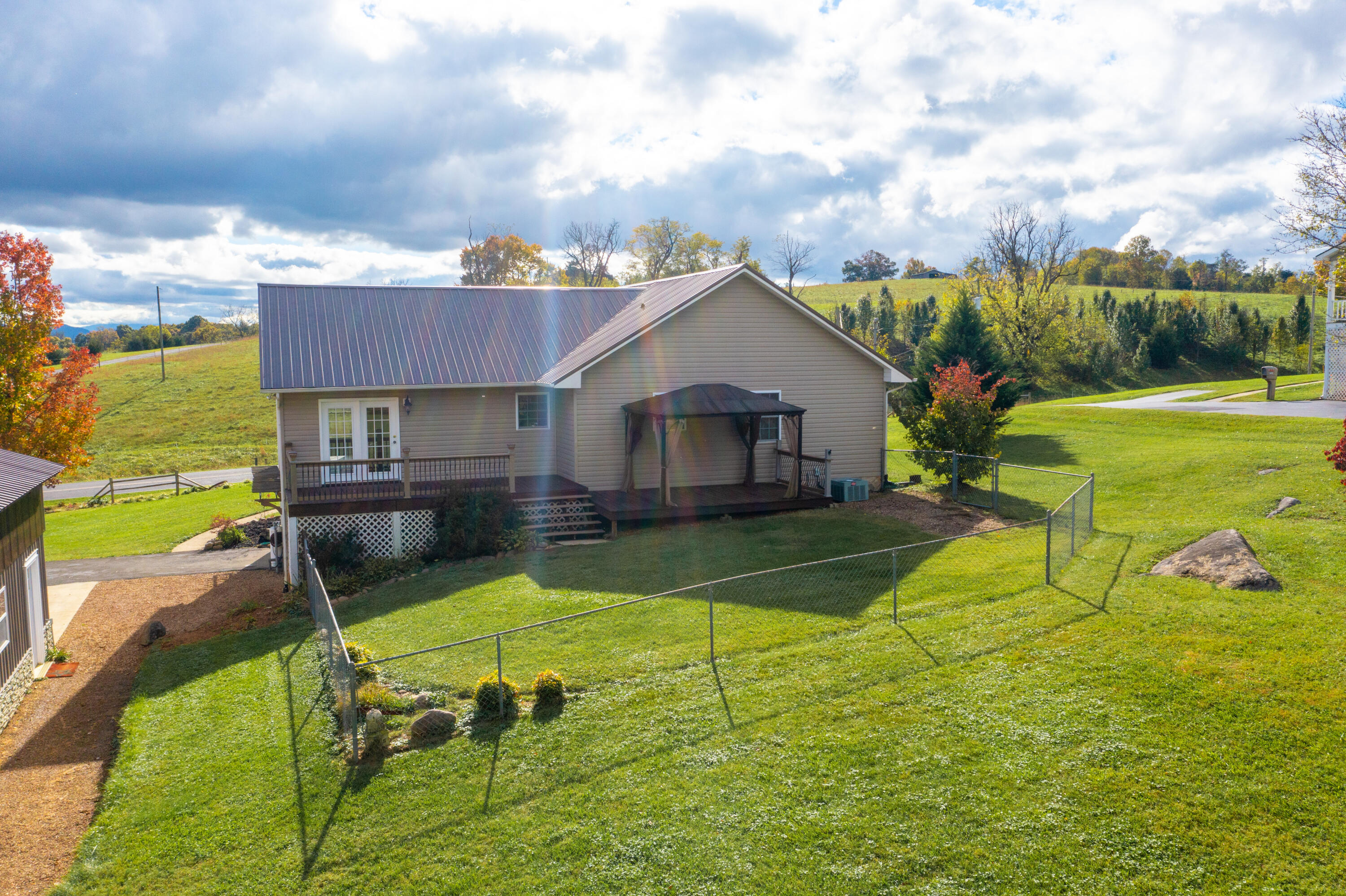3083 Buckingham Road Greeneville, TN 37745 - Photo 51 of 63 Buckingham Rd-55