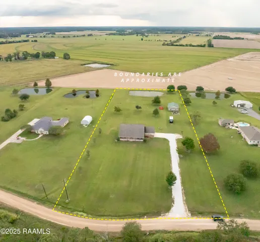 $419,500 | 1027 Chinaberry Drive, Eunice, LA 70535