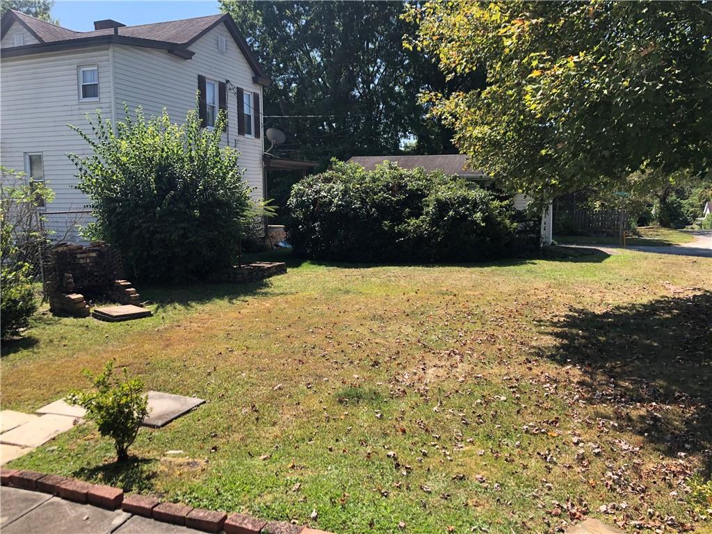 201 Fayette Avenue Point Marion, PA 15474 - Photo 4 of 21